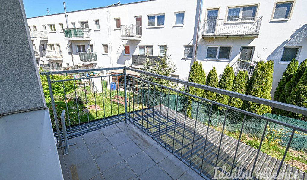 Pronájem bytu 2+kk 47 m², Modřice – náhled fotky 13