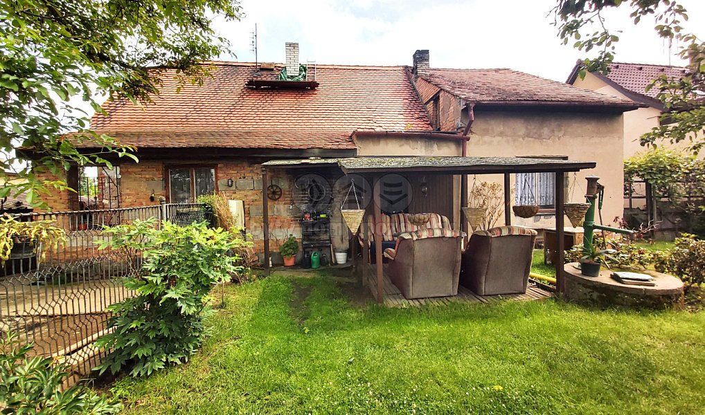 Prodej domu 117 m² s pozemkem 416 m², Jimlín – náhled fotky 2