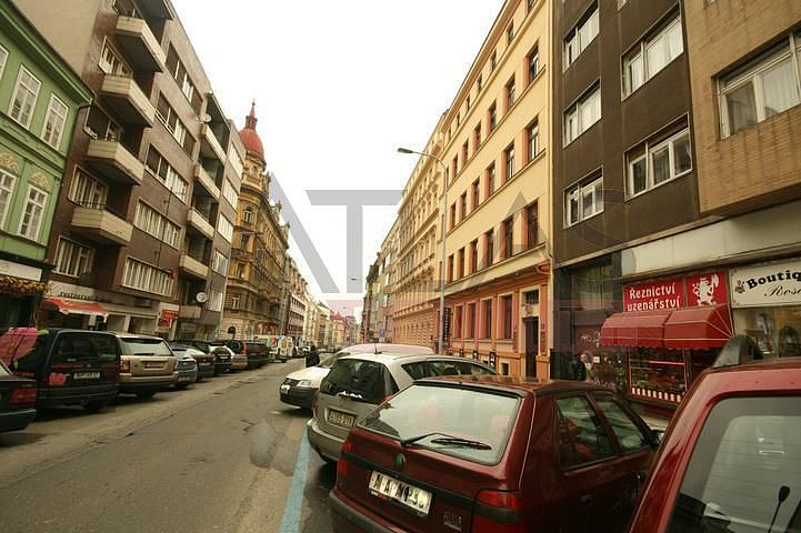 Pronájem garáže praha 1 nové město, štěpánská ul. — photo 4