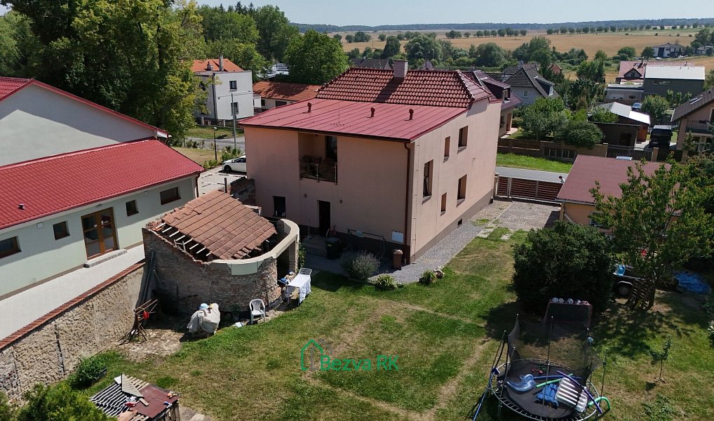 Prodej domu 250 m² s pozemkem 843 m², Nučice – náhled fotky 13