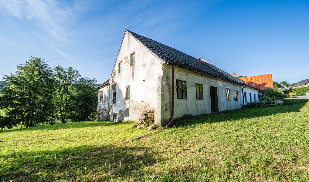 Prodej chalupy 259 m², Horní Stropnice – náhled fotky 4