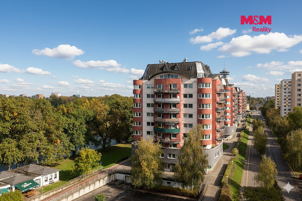 Pronájem bytu 2+kk 58 m² — photo 2