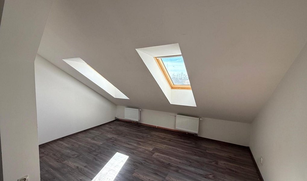 Prodej domu 360 m² s pozemkem 228 m², Teplice – náhled fotky 9