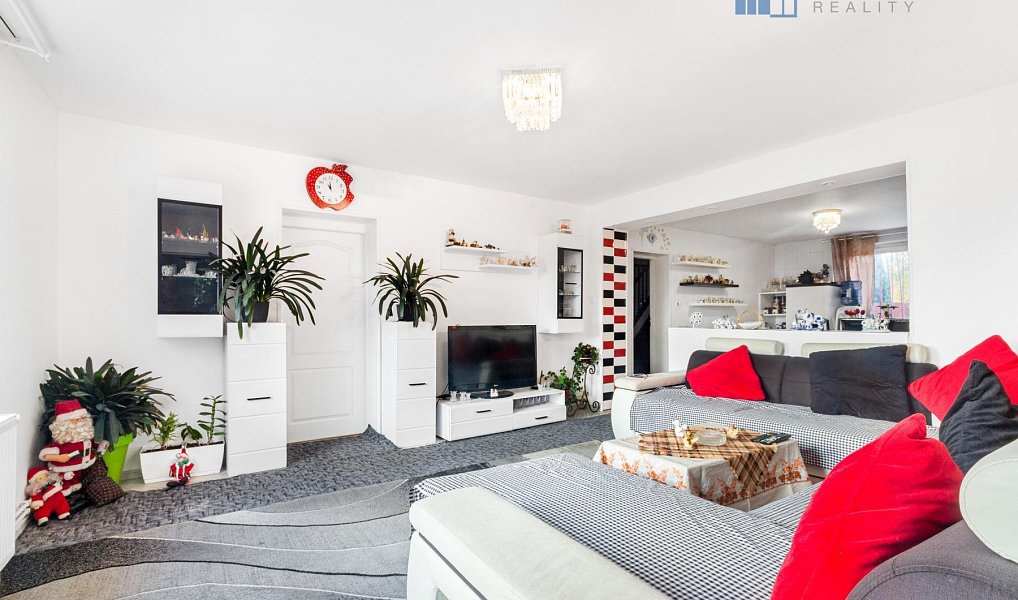 Prodej domu 252 m² s pozemkem 1 468 m², Teplice – náhled fotky 5
