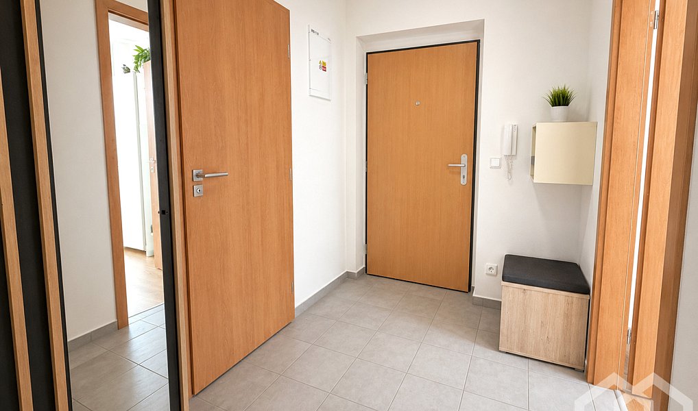 Prodej bytu 2+kk 56 m², Chýně – náhled fotky 10