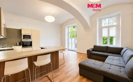 Prodej bytu 4+kk 85 m², Pod Slovany, Praha 2 - Nové Město