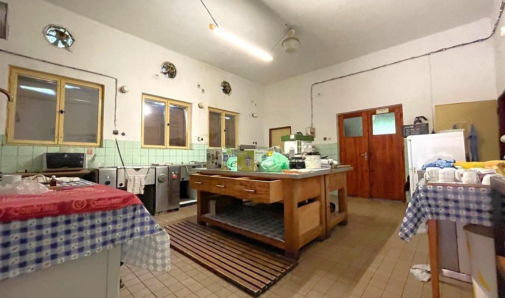 Prodej komerčního objektu (jiného typu) 286 m², Doksy – náhled fotky 9