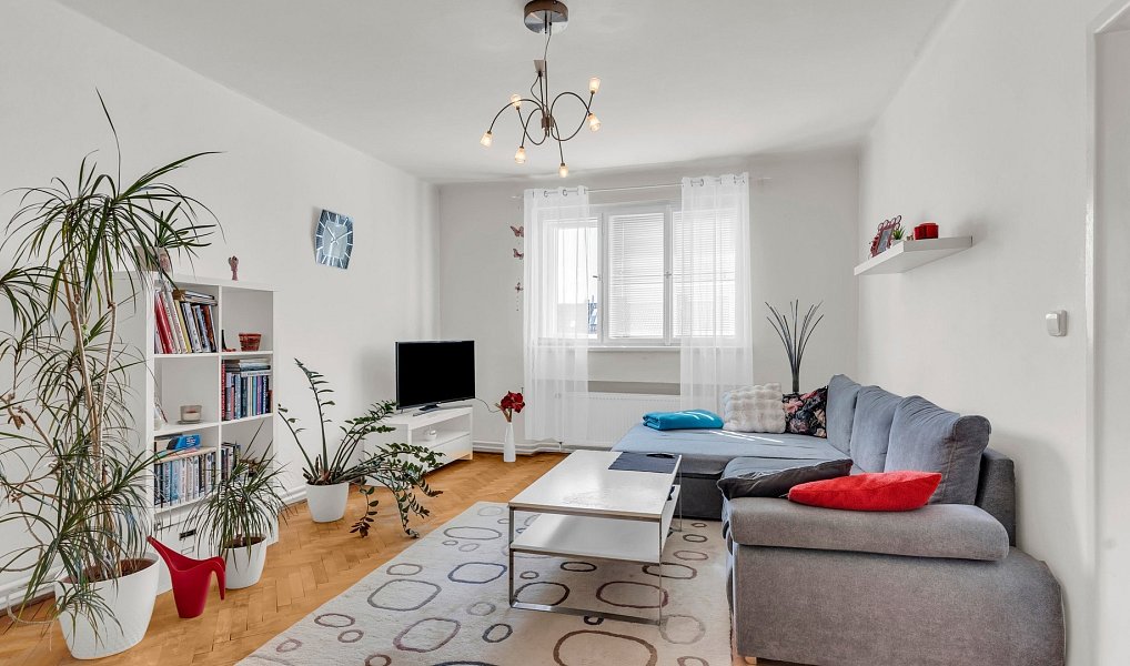 Prodej nájemního domu, činžáku 388 m², Praha – náhled fotky 7