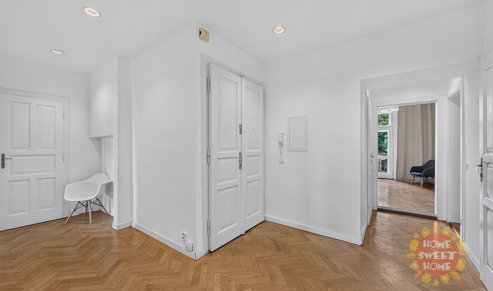 Pronájem bytu 4+kk 141 m², Praha – náhled fotky 9