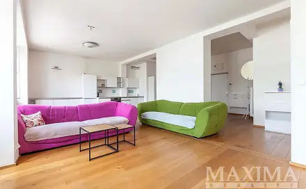 Pronájem bytu 2+kk 102 m²