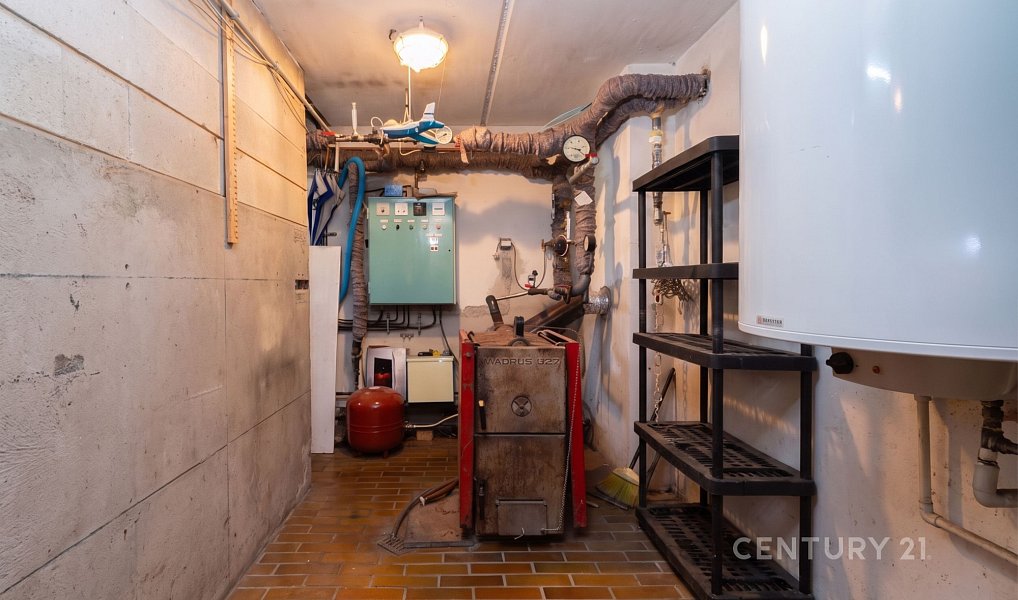 Prodej domu 193 m² s pozemkem 527 m², Praha – náhled fotky 35