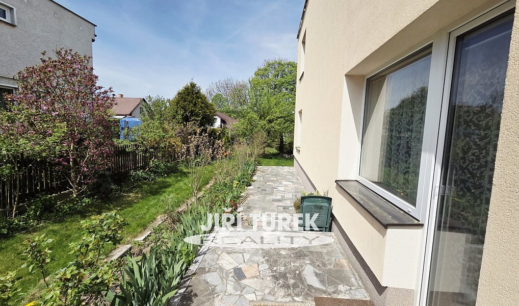 Prodej domu 260 m² s pozemkem 915 m², Obecnice – náhled fotky 8