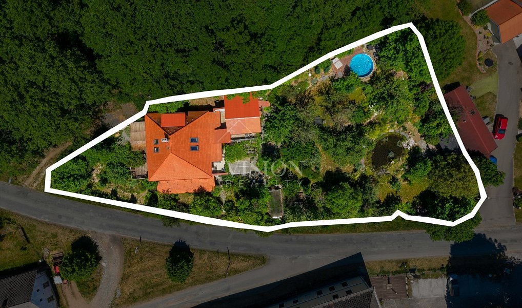 Prodej domu 190 m² s pozemkem 1 831 m², Kolinec – náhled fotky 48