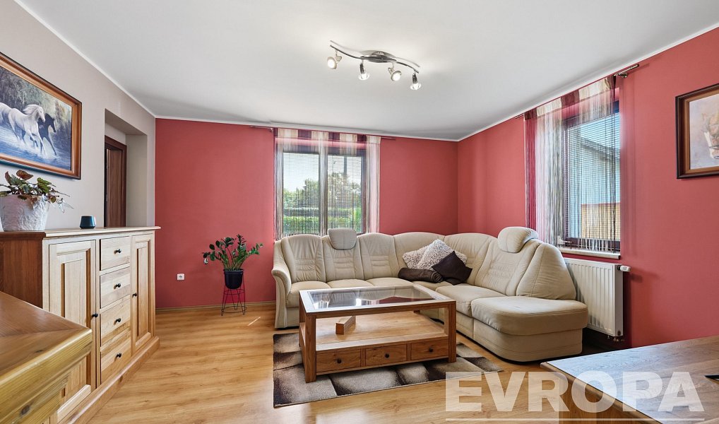 Prodej domu 155 m² s pozemkem 1 058 m², Roudnice – náhled fotky 7