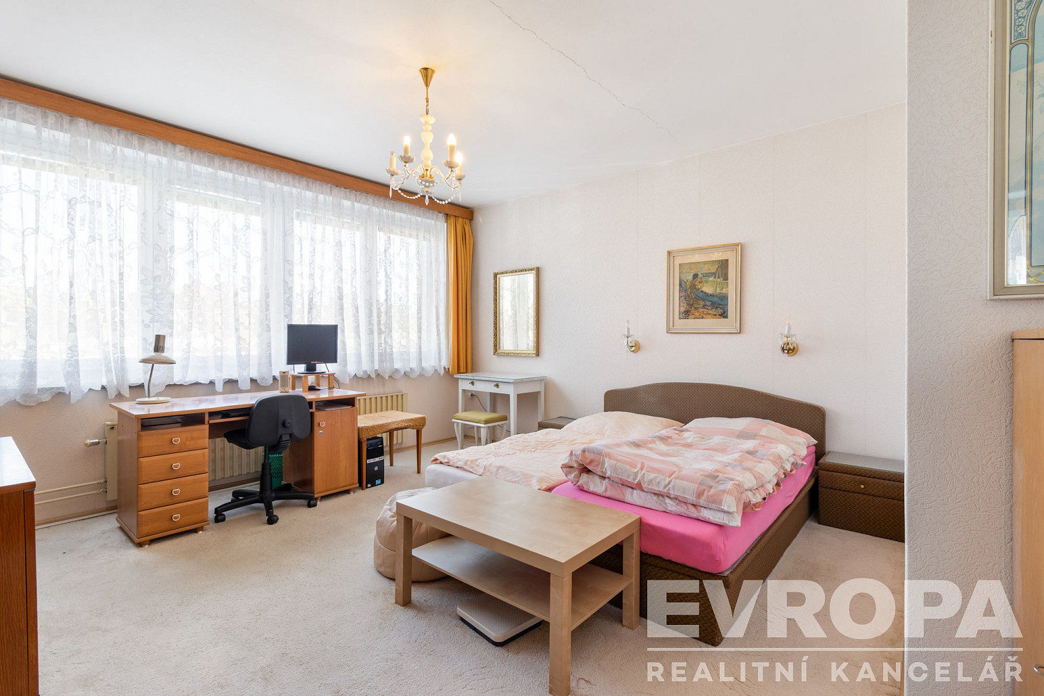 Pronájem domu 220 m² s pozemkem 409 m² – fotografie 3