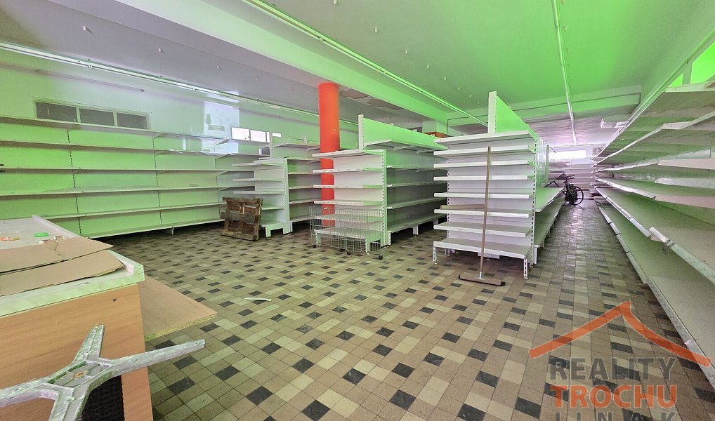 Prodej obchodních prostor 600 m², Úpice – náhled fotky 3