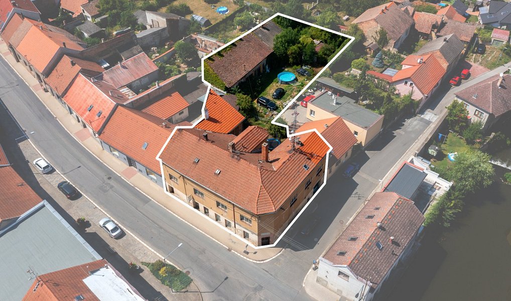 Prodej domu 426 m² s pozemkem 1 349 m², Kostelec nad Labem – náhled fotky 2