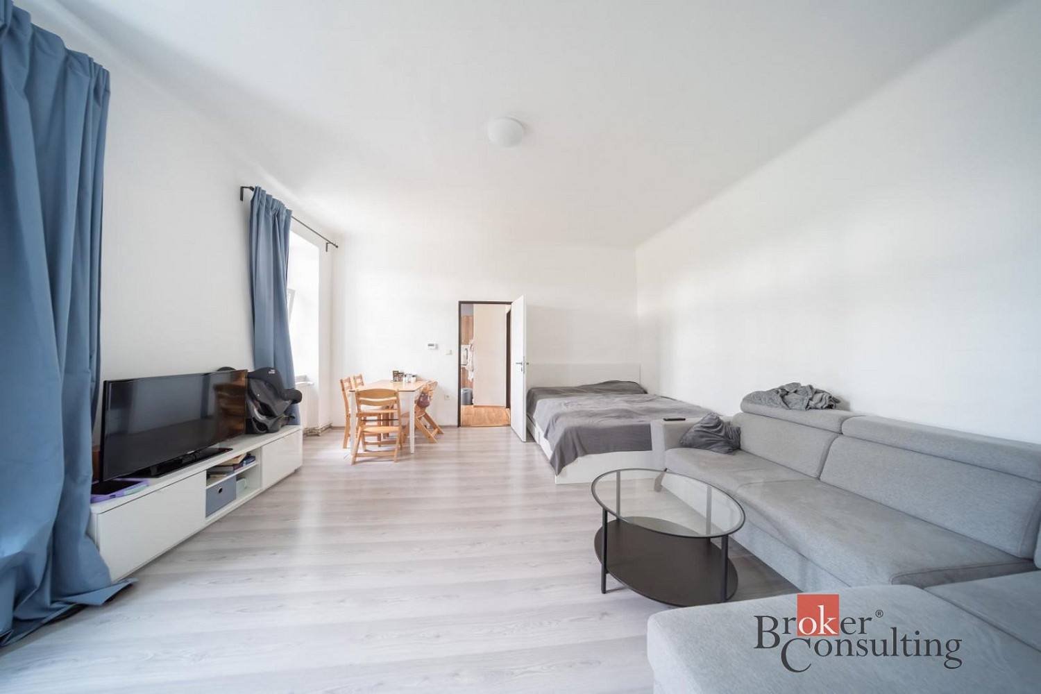 Prodej bytu 2+1 56 m² — photo 2