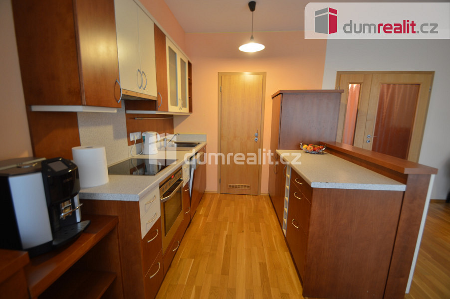 Pronájem bytu 2+kk 64 m²