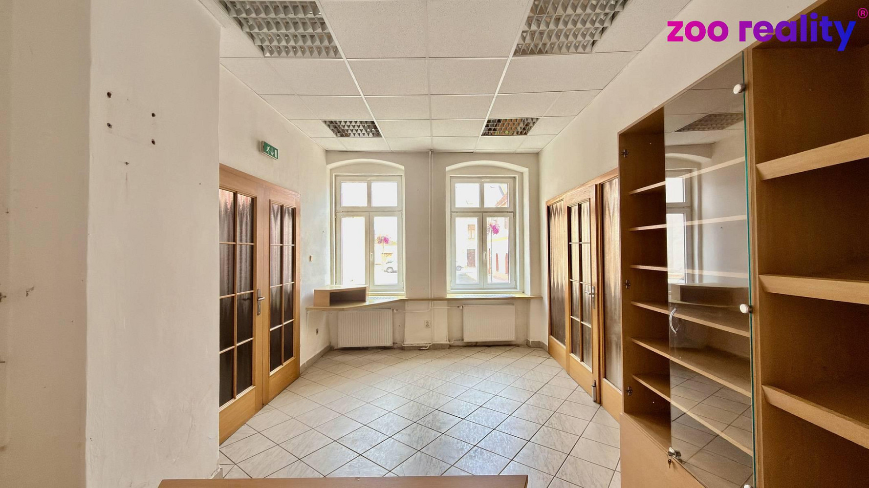 Pronájem obchodních prostor 320 m² – fotografie 4