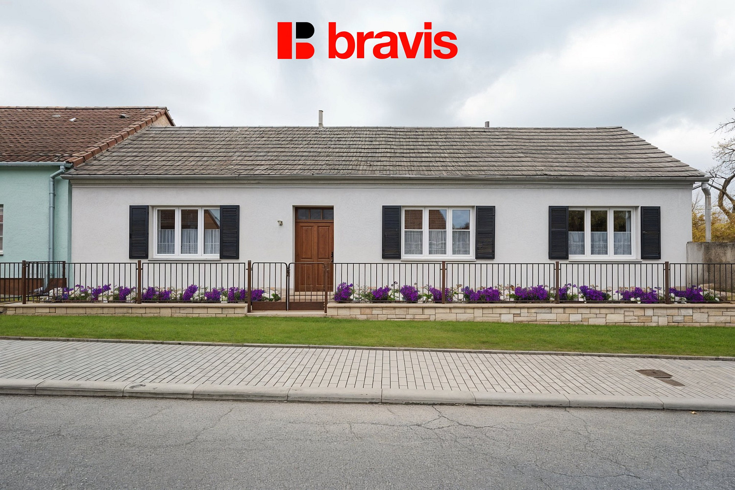 Prodej domu 100 m² s pozemkem 481 m² — photo 2