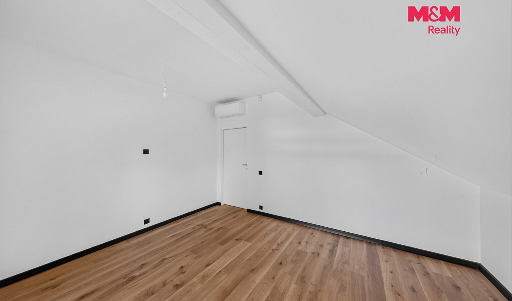 Prodej domu 249 m² s pozemkem 602 m², Louňovice – náhled fotky 20