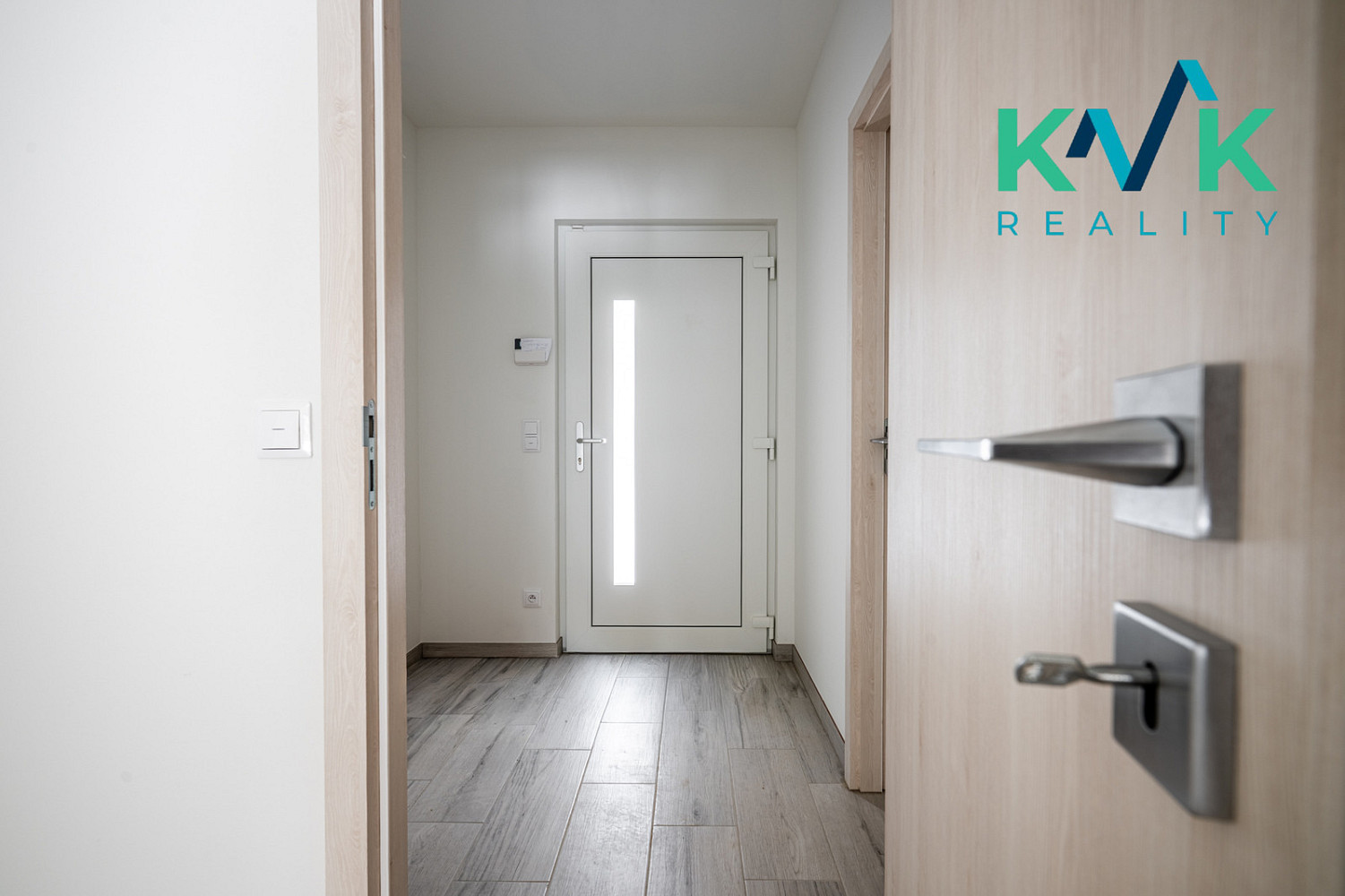 Prodej domu 160 m² s pozemkem 690 m² — photo 2