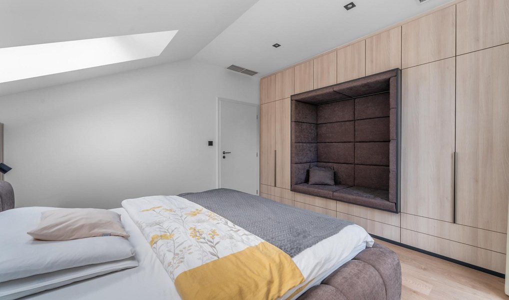 Prodej bytu 4+kk 134 m², Praha – náhled fotky 15