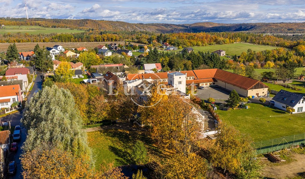 Prodej domu 1 585 m² s pozemkem 6 505 m², Trnová – náhled fotky 36