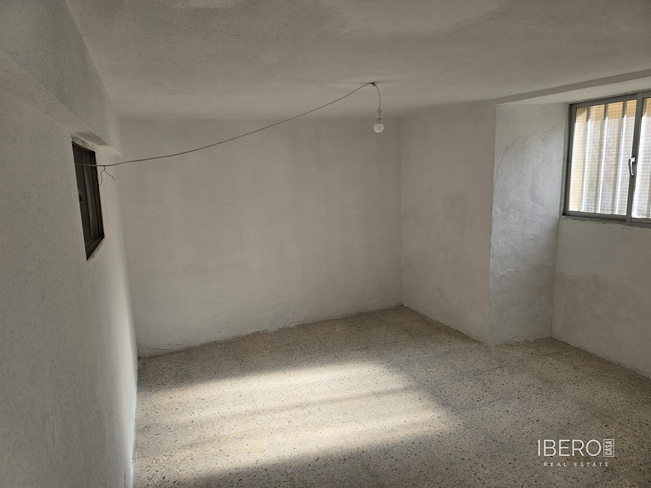 Prodej domu 410 m² s pozemkem 205 m²