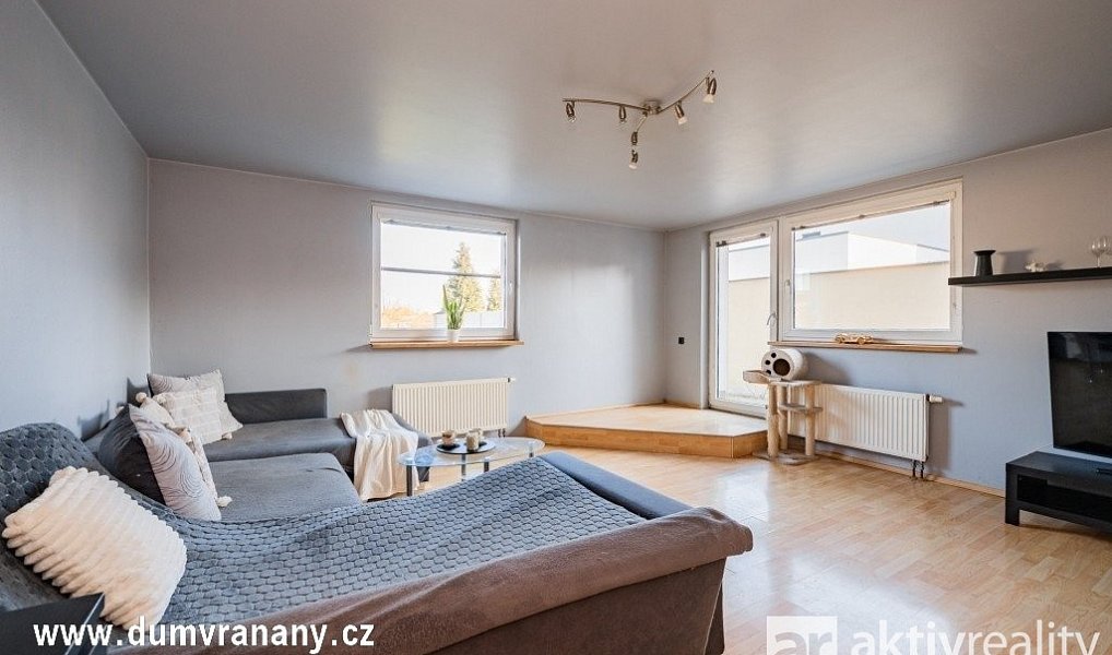 Prodej domu 283 m² s pozemkem 1 152 m², Vraňany – náhled fotky 10