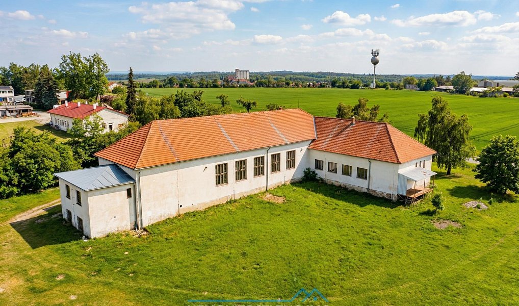 Prodej skladovacích prostor 797 m², Lesná – náhled fotky 15