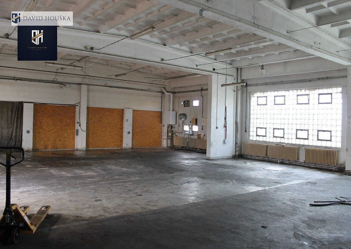 Pronájem komerčního objektu (jiného typu) 322 m² – fotografie 5