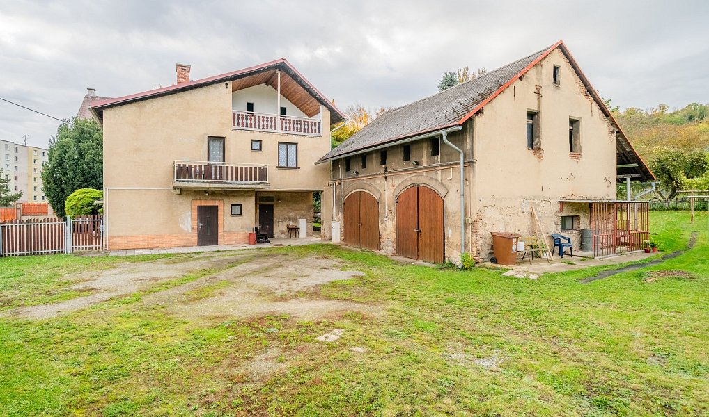 Prodej domu 208 m² s pozemkem 1 390 m², Ústí nad Labem – náhled fotky 2