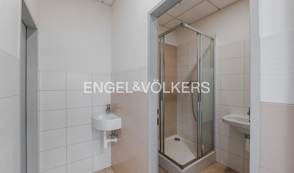 Pronájem kanceláře 89 m², Praha – náhled fotky 9