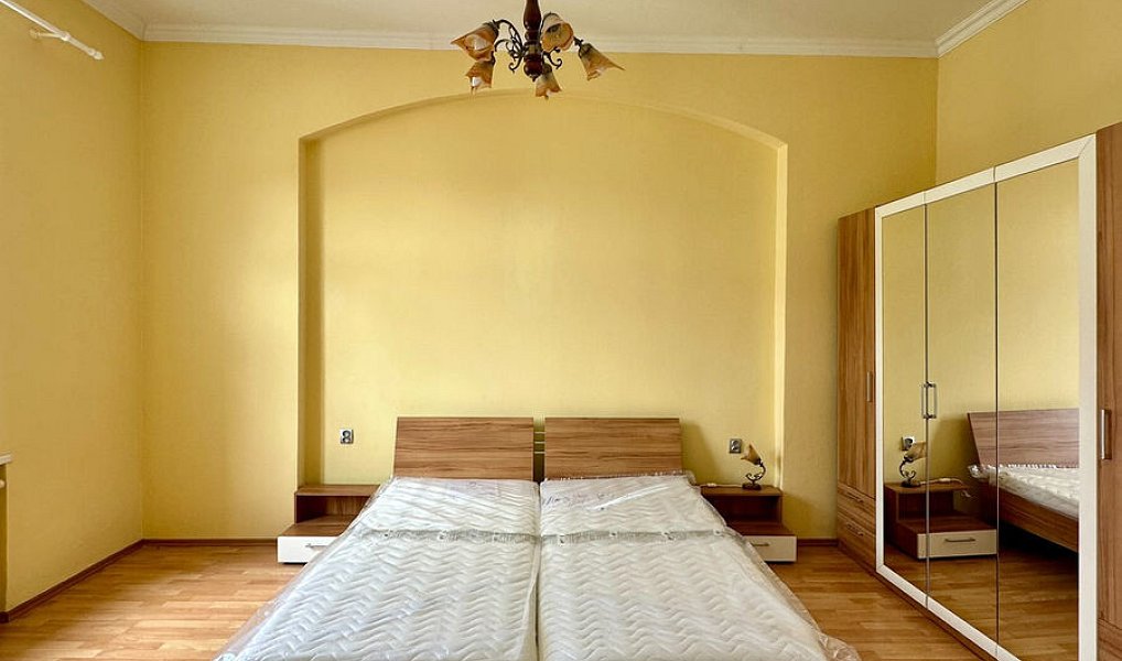 Pronájem bytu 2+1 74 m², Karlovy Vary – náhled fotky 9