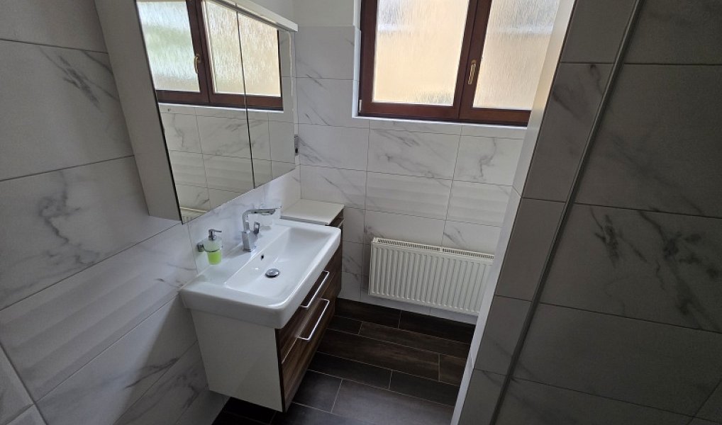 Prodej domu 229 m² s pozemkem 559 m², Holešov – náhled fotky 11