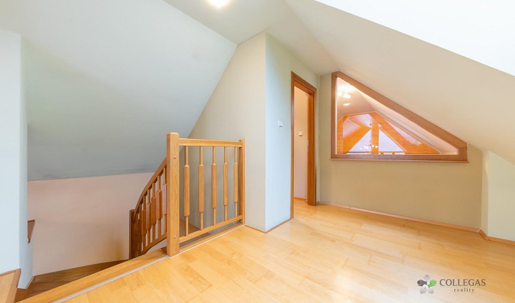 Prodej domu 258 m² s pozemkem 740 m², Lomnice – náhled fotky 12
