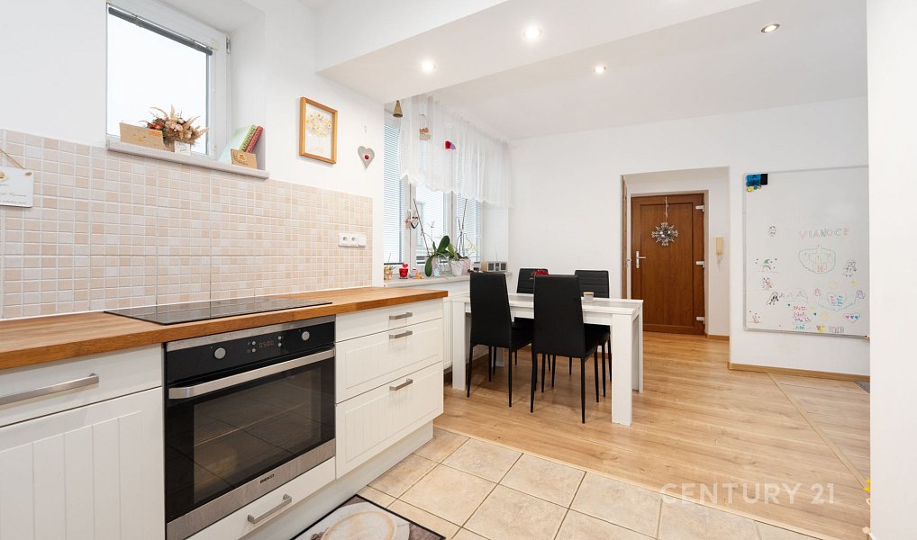 Prodej bytu 3+kk 76 m², Hustopeče – náhled fotky 2