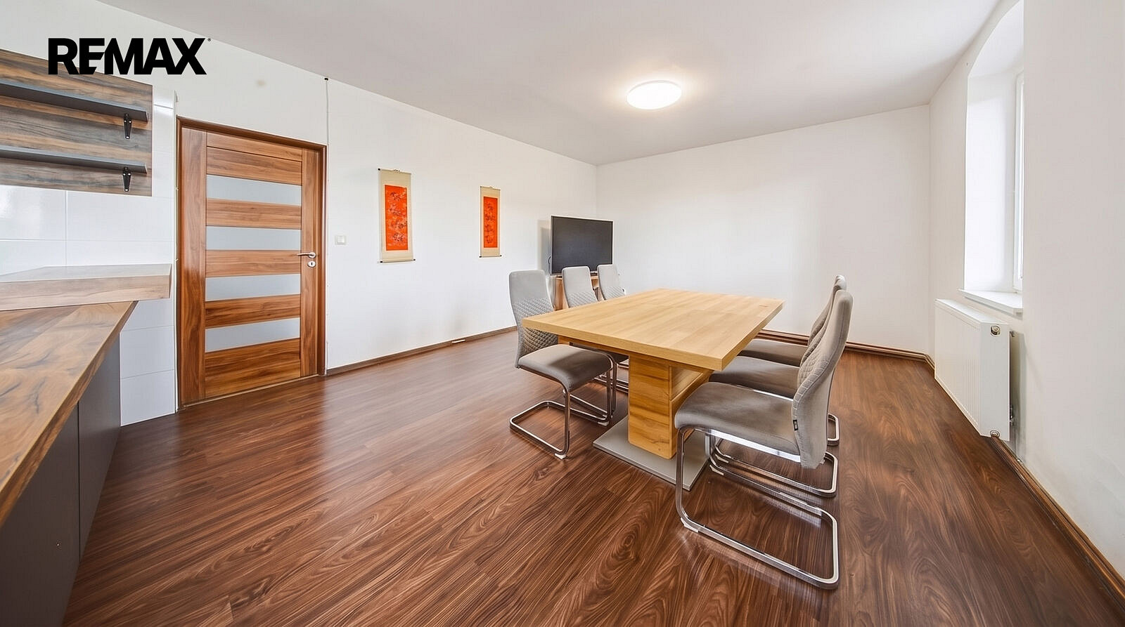 Prodej domu 190 m² s pozemkem 585 m²
