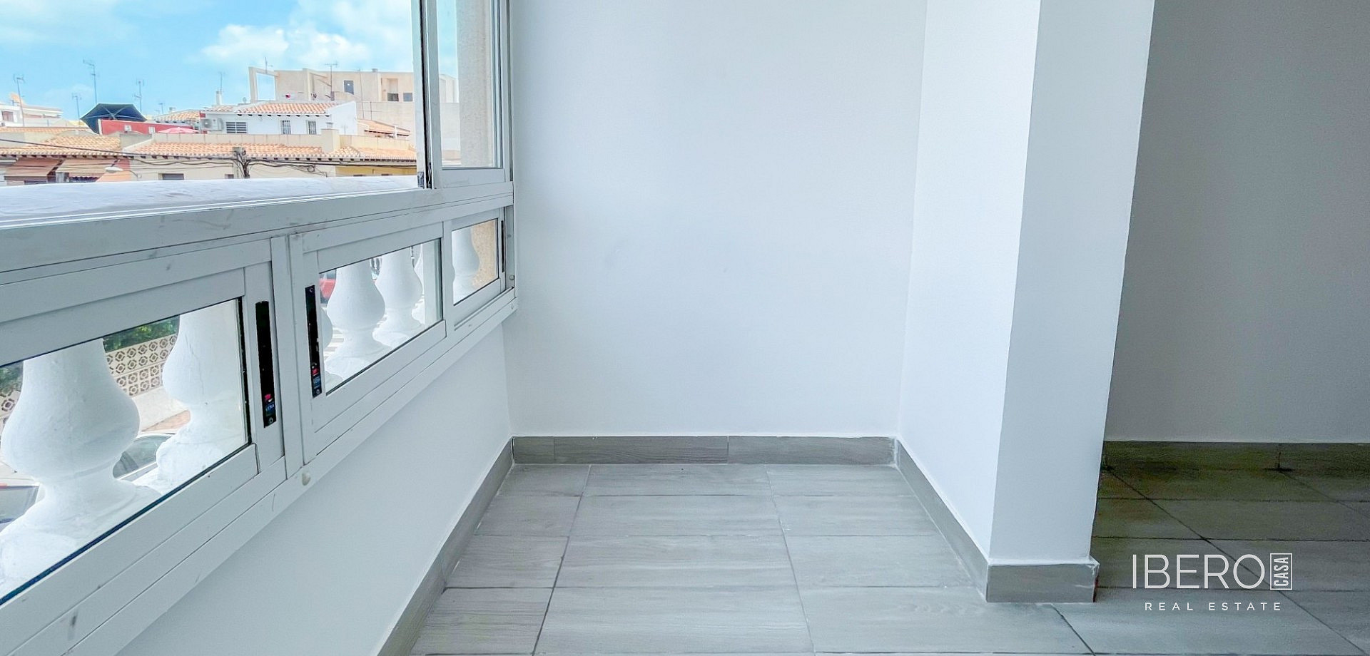 Pis 3+kk – Torrevieja, Urbanización Calas Blancas - Més