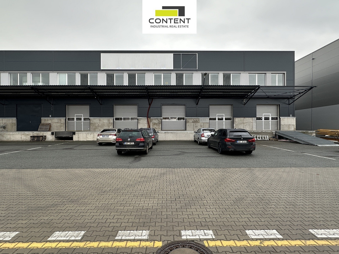 Pronájem skladovacích prostor 5 330 m² – fotografie 2