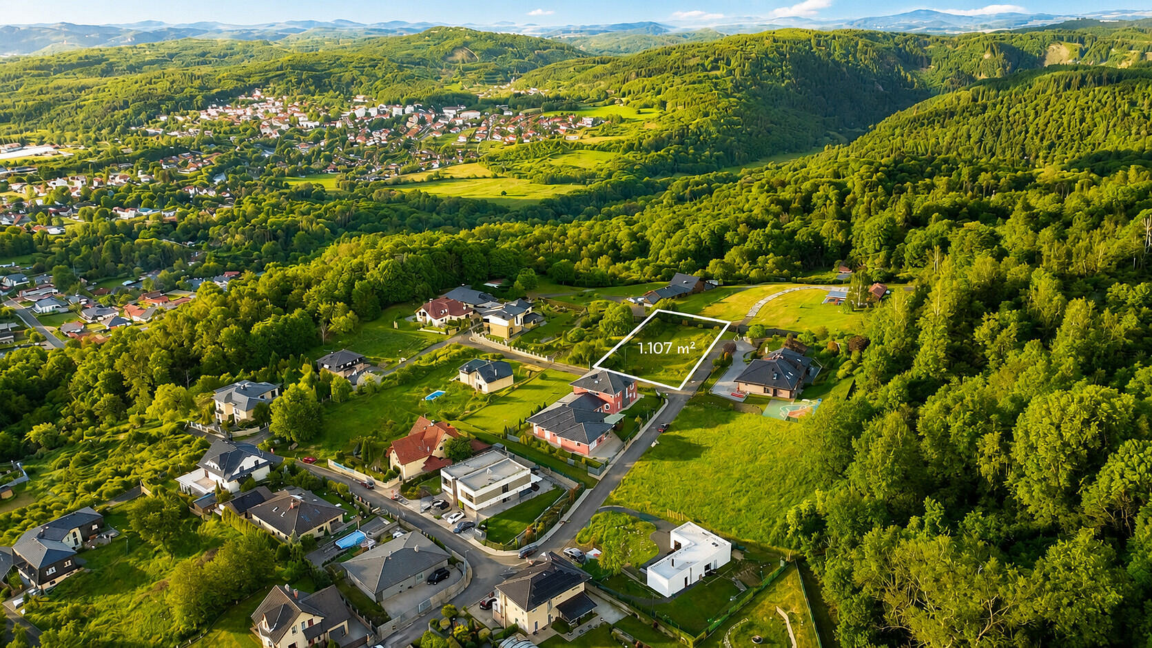 Prodej stavebního pozemku 1 107 m²