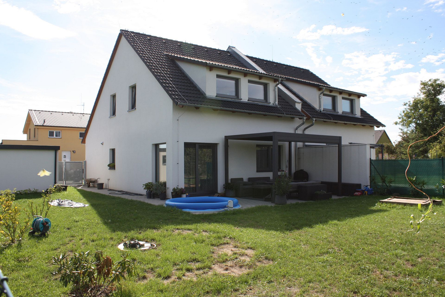 Pronájem domu 127 m² s pozemkem 600 m² – fotografie 2