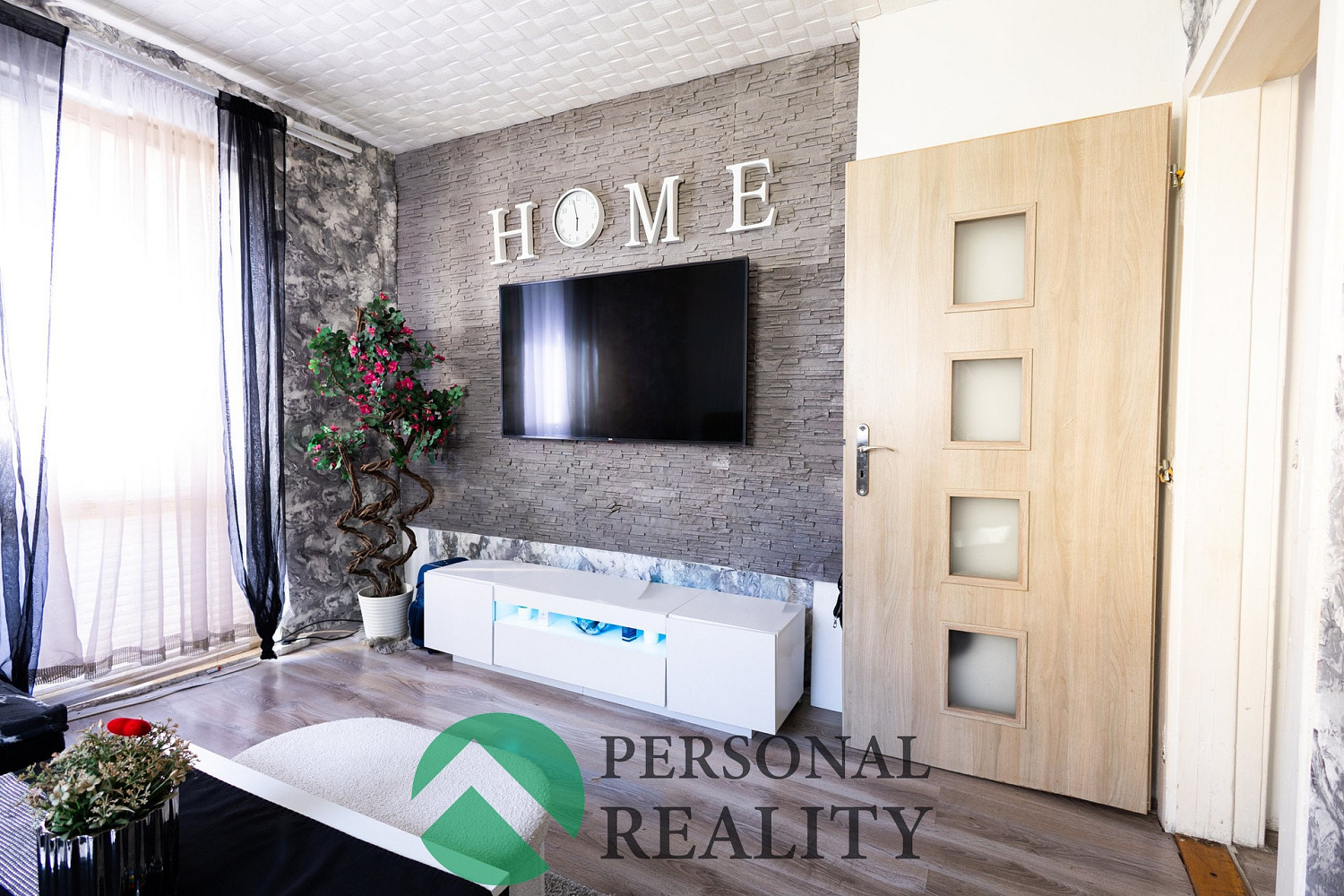 Prodej domu 200 m² s pozemkem 432 m²
