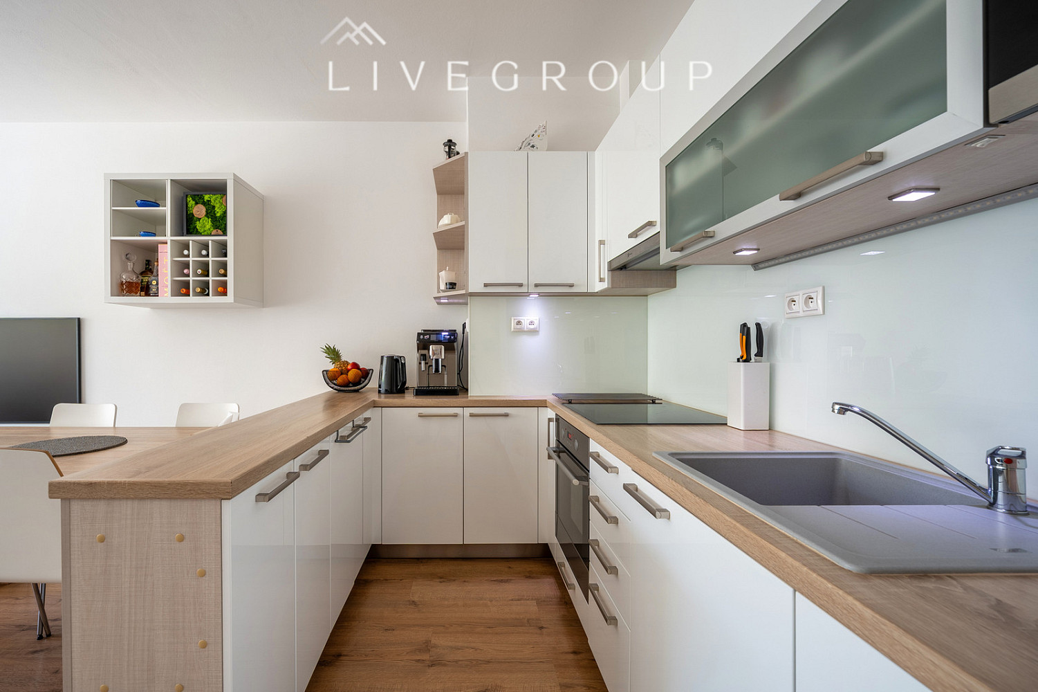 Prodej bytu 4+kk 75 m² – fotografie 2