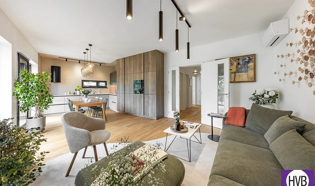 Prodej domu 136 m² s pozemkem 378 m², Praha – náhled fotky 2