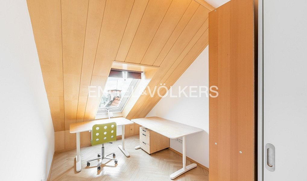 Pronájem bytu 5+1 163 m², Praha – náhled fotky 10