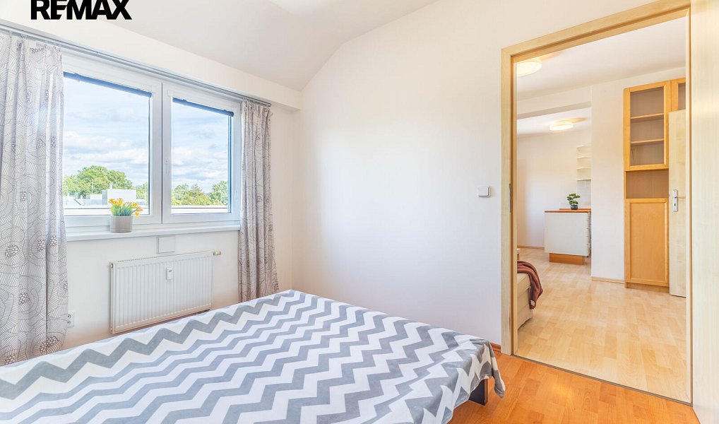 Prodej bytu 2+kk 43 m², Dobřichovice – náhled fotky 13