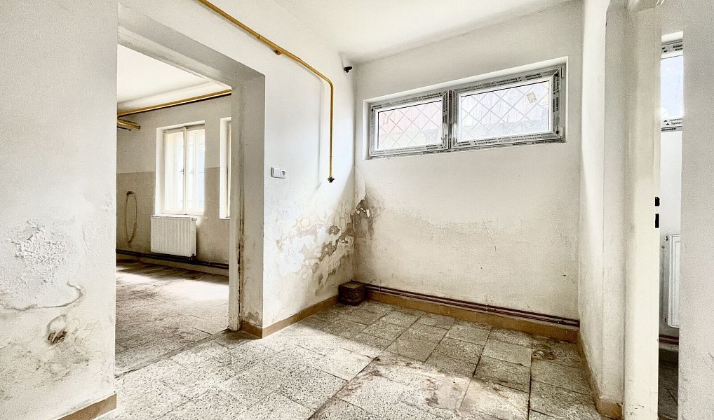 Pronájem obchodních prostor 126 m², Turnov – náhled fotky 13